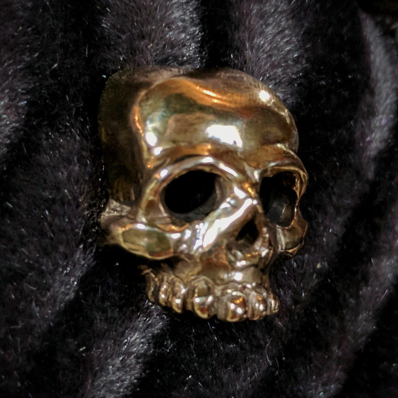 Bronze Skull Tassel Pin