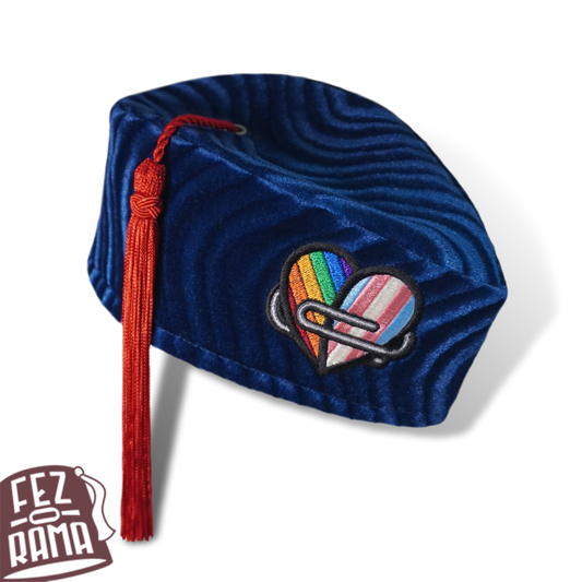 Pride Heart Clip Chapeau